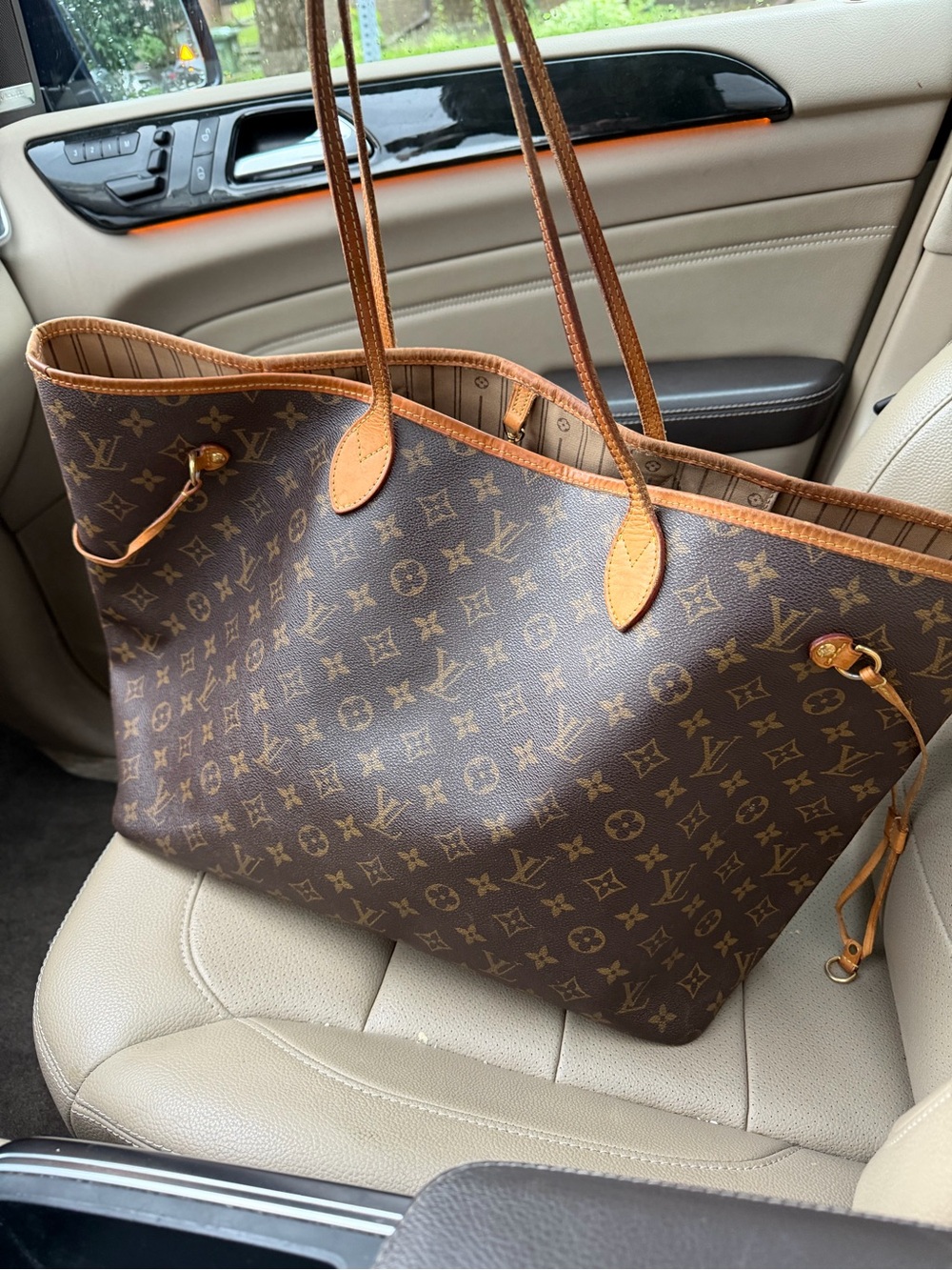 Louis Vuitton Brown Monogram Canvas GM Tote Bag